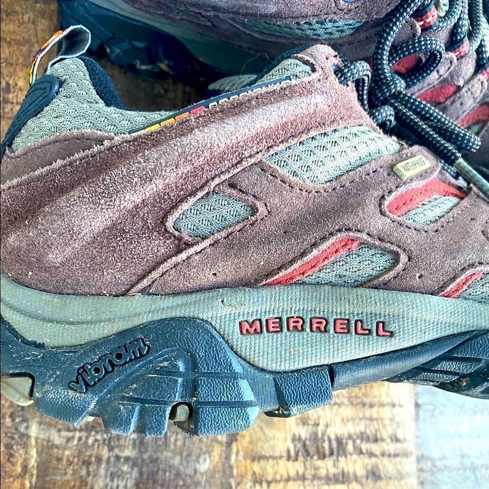 Size 8 Merrell Moab Waterproof Hiking Shoes Espresso - Picture 9 of 15